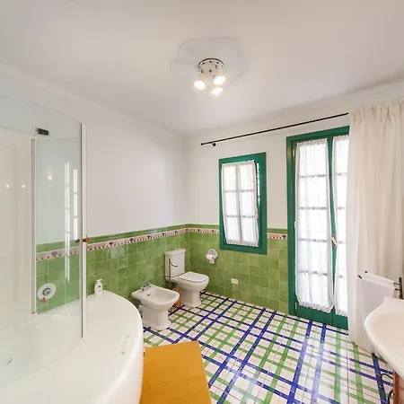 Agriturismo Le Meridiane Farm stay