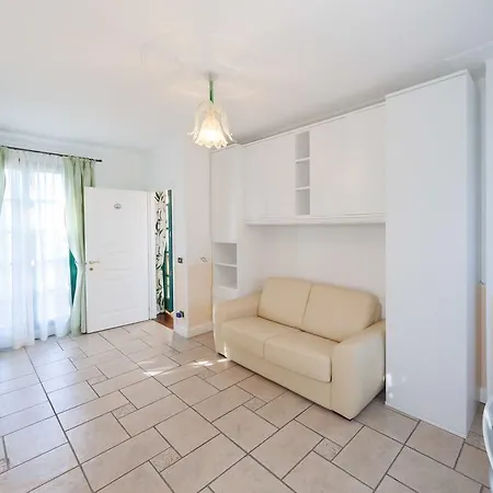 Agriturismo Le Meridiane Farm stay *